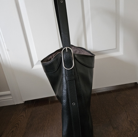 Matt & Natt Black Crossbody Tote Purse - Picture 3 of 6